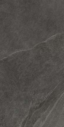 Dunkle Schieferfliese für luxuriöse Innenräume Nahaufnahme einer dunklen Schieferfliese mit natürlicher Maserung